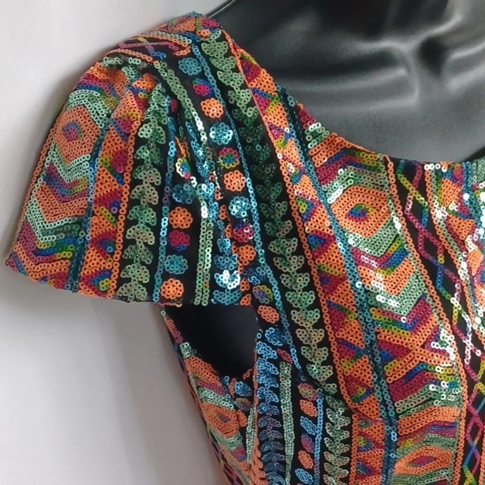 Mittoshop Multicolored sequin mini dress with open back & Matching Bag, Sz S
